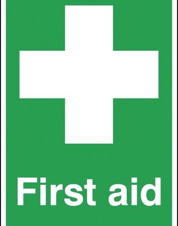 FA00607R - 150x125mm First Aid - Rigid