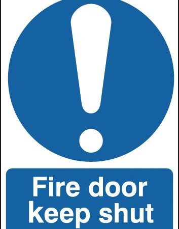 FR06950R - 297x210mm Fire Door Keep Shut - Rigid