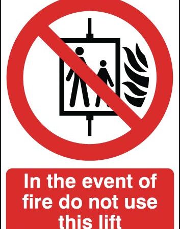 FR08651R - 210x148mm In The Event Of Fire Do Not Use This Lift - Rigid