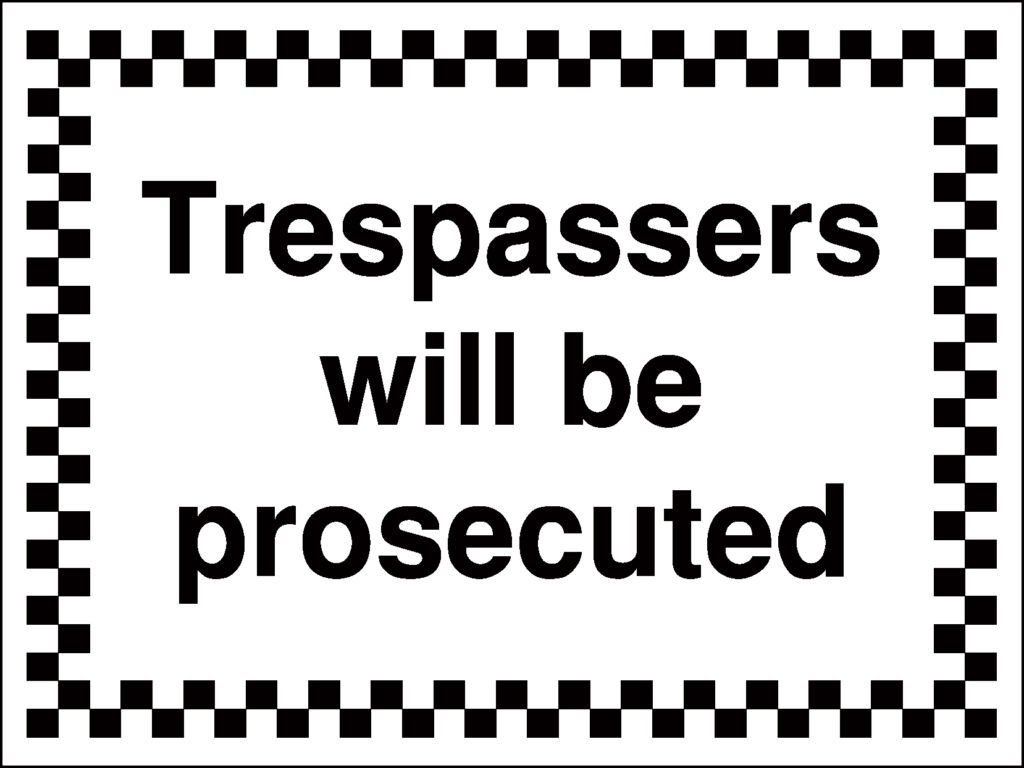 GS038AMRP - 450x600mm Trespassers will be prosecuted - Rigid