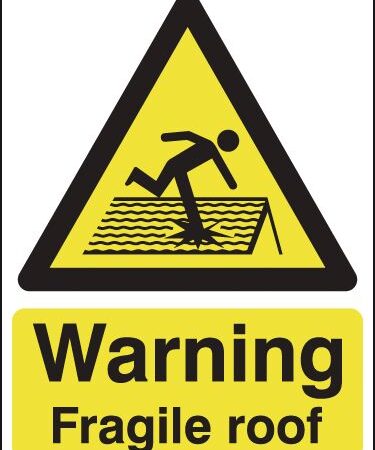 HA23948R - 594x420mm Warning Fragile Roof - Rigid