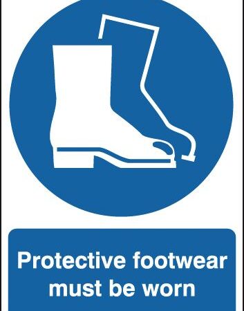 MA04151R - 210x148mm Protective Footwear Must Be Worn - Rigid