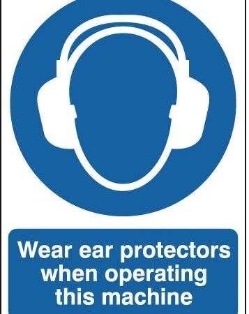 MA06351S - 210x148mm Wear Ear Protectors When Operating This Machine - Self Adhesive