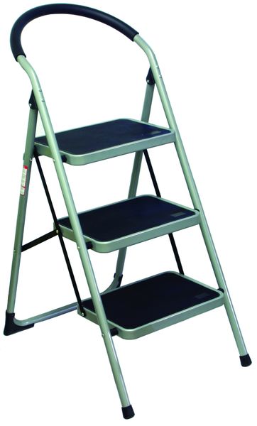 MHA348 - Folding Steps with Foam Covered Handles