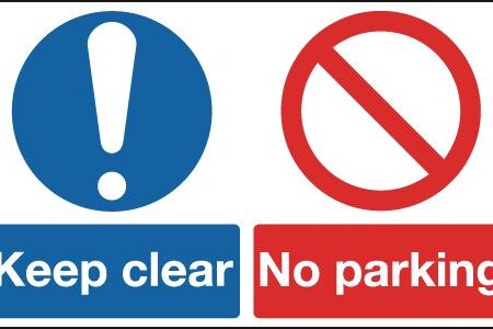 MS05129R - 300x500mm Keep Clear No Parking - Rigid