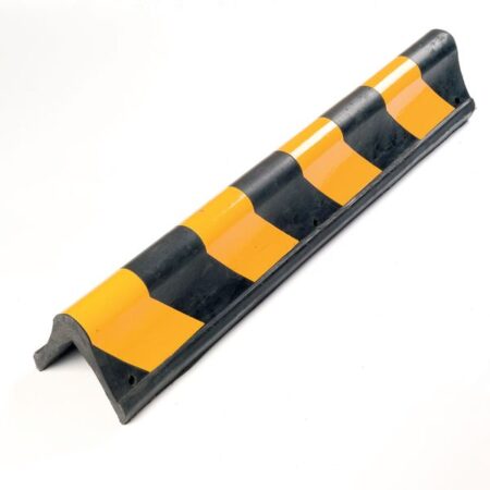 TRAF709 - Reflective Rubber Corner Protectors - 100 x 100mm