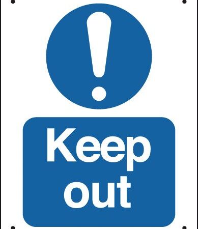 VA05A/A - 400x300mm Keep out Vandal resistant sign