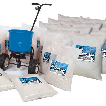 WINTER2 - Salt Spreader Kit - 20 x 25kg bags of salt and 1 x 18kg Salt Spreader