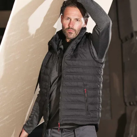 235 Elite Bodywarmer nylon rip-stop outer with a heat-retaining layer of ThermoFort quilting.