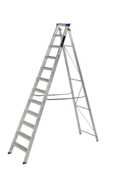 304TSA1 Industrial Non-Slip Swingback Stepladders - Image 6