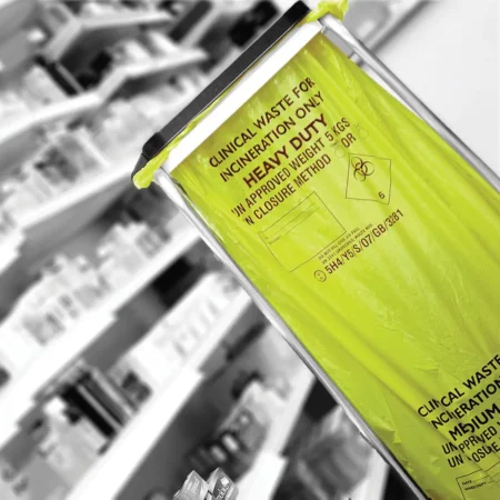 CX25/CWHD2 Yellow Heavy Duty Clinical Waste Sacks on a Roll (20L, 5kg)