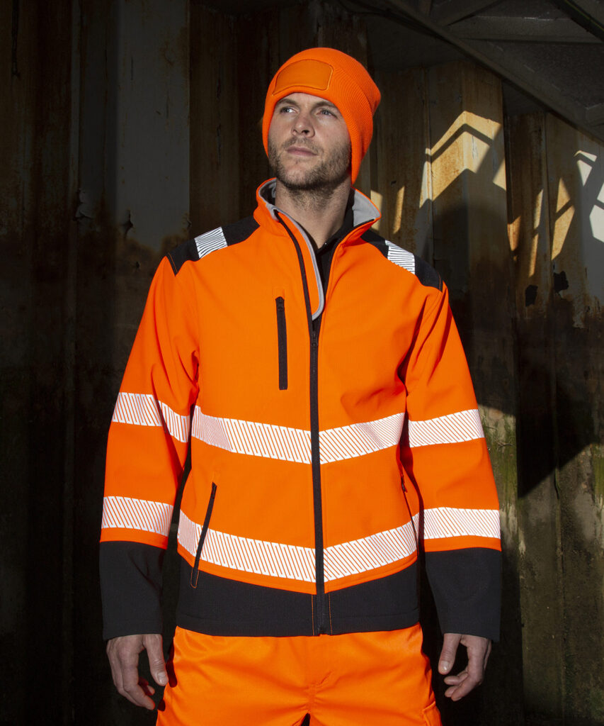 R476X Result Ripstop Safety Softshell 3-layer, durable water-repellent finish. Breathable. Windproof