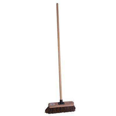 104860 11.5" Flat Broom Stiff Socket Fitting & 47"Handle