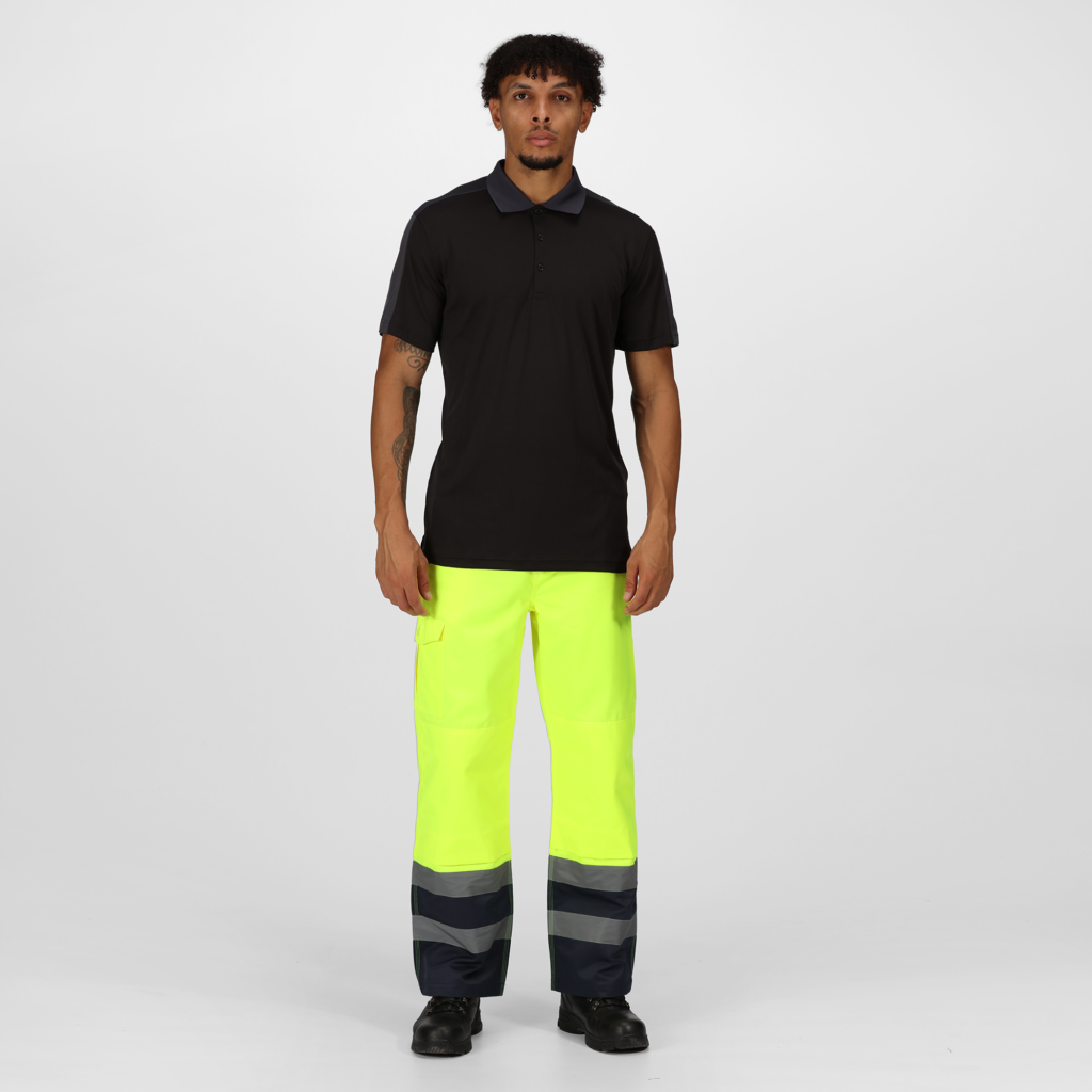 TRJ524R Regatta Pro hi-vis cargo trousers, packed with pockets, hard-wearing