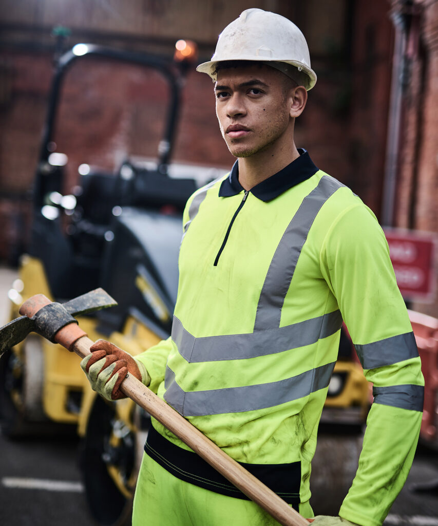 TRS192 Regatta  Pro hi-vis ls polo shirt quick-drying fabric, with great moisture-wicking performance