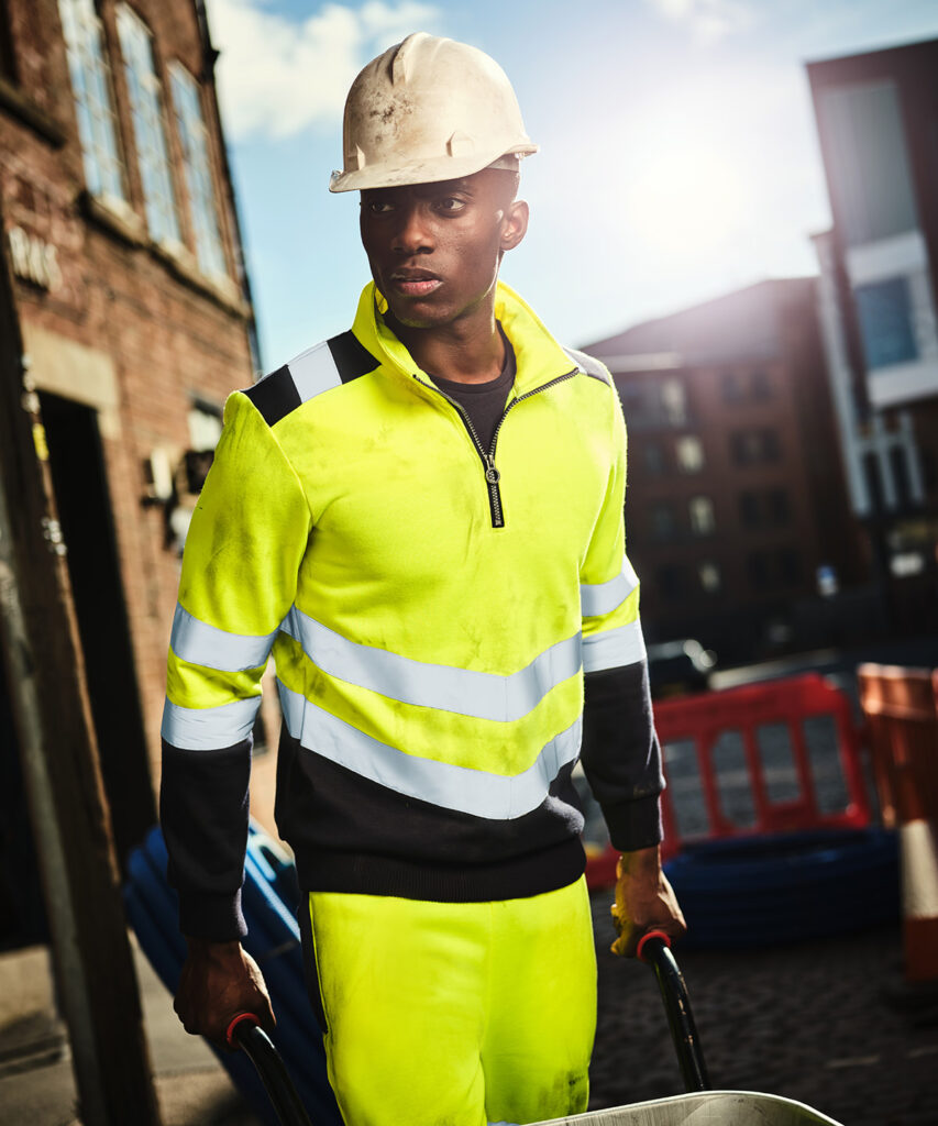 TRF670 Regatta Pro hi-vis ¼-zip sweatshirt Featuring polyester sweat fabric