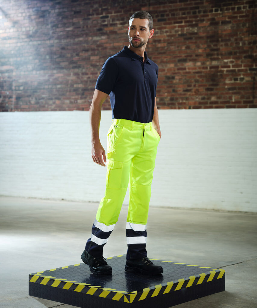 TRJ524R Regatta Pro hi-vis cargo trousers, packed with pockets, hard-wearing
