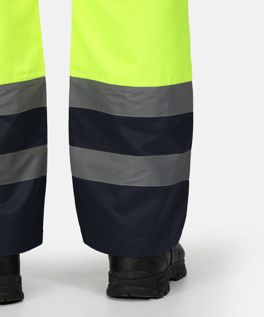 TRJ524R Regatta Pro hi-vis cargo trousers, packed with pockets, hard-wearing