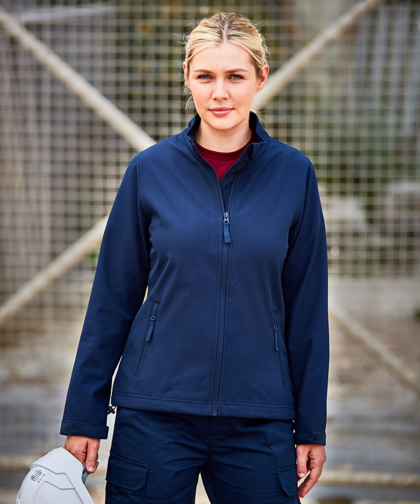 RX50F Women's Pro 2-layer softshell jacket This softshell jacket is ideal for keeping warm outdoors whilst creating a smart and professional uniform look