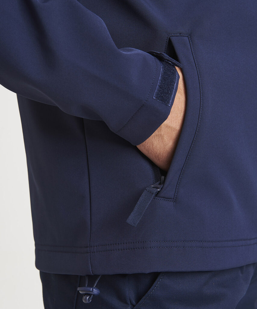 RX530 Pro three-layer softshell jacket Built to combat the elements, it will keep you warm