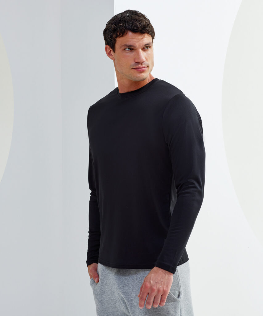TR050-singleR TriDriĀ® long sleeve performance t-shirt, Wicking fabric keeps you dry 1-4 rate