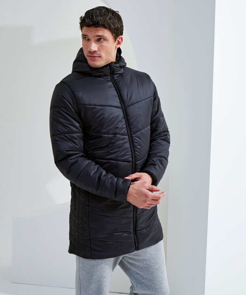 TR076 - Men's TriDri® microlight longline jacket, the men’s TriDri® microlight longline jacket offers plush warmth in a lightweight package