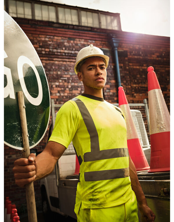 TRS270- Regatta Hi-Vis Pro Contract T-Shirt (Class 2)