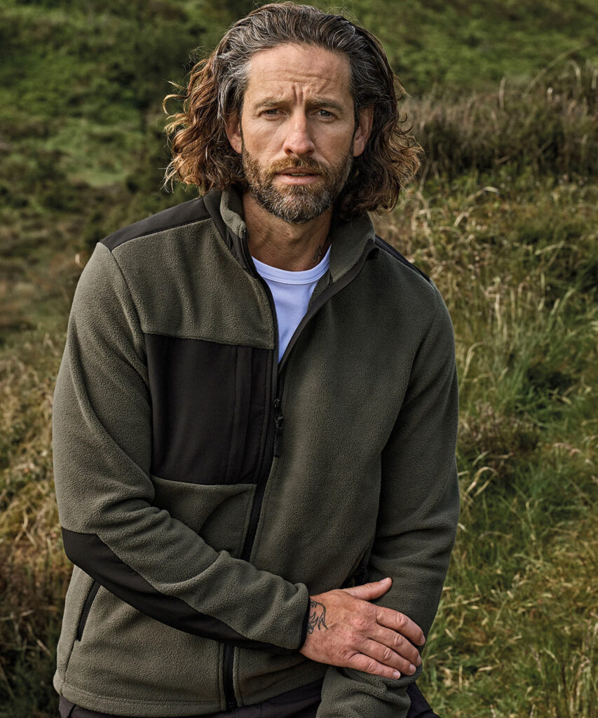 Tee Jays Mountain fleece (9120) - reinforced ripstop polyester on the shoulders and elbows
