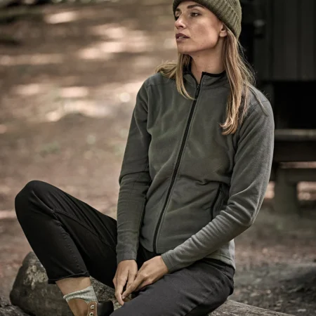 Tee Jays Women’s active fleece (9170) - ensures long-lasting softness and durability