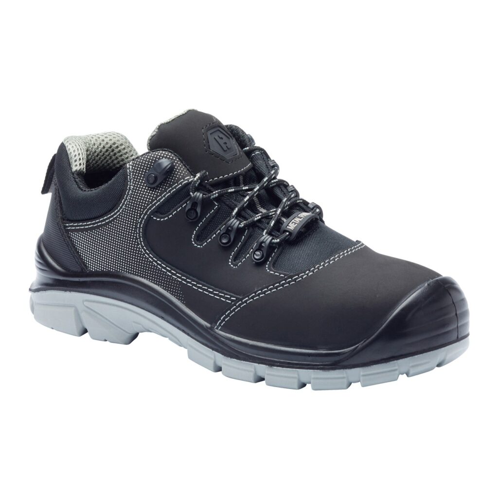 Blackrock CF10 Carson is a lightweight, S3 SRC safety rating metal-free composite safety trainer